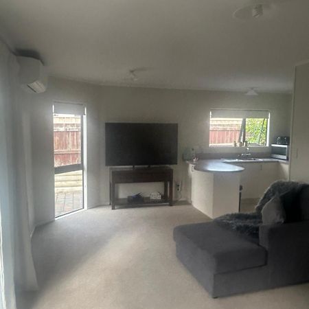Raceway Getaway Villa New Plymouth Exterior foto